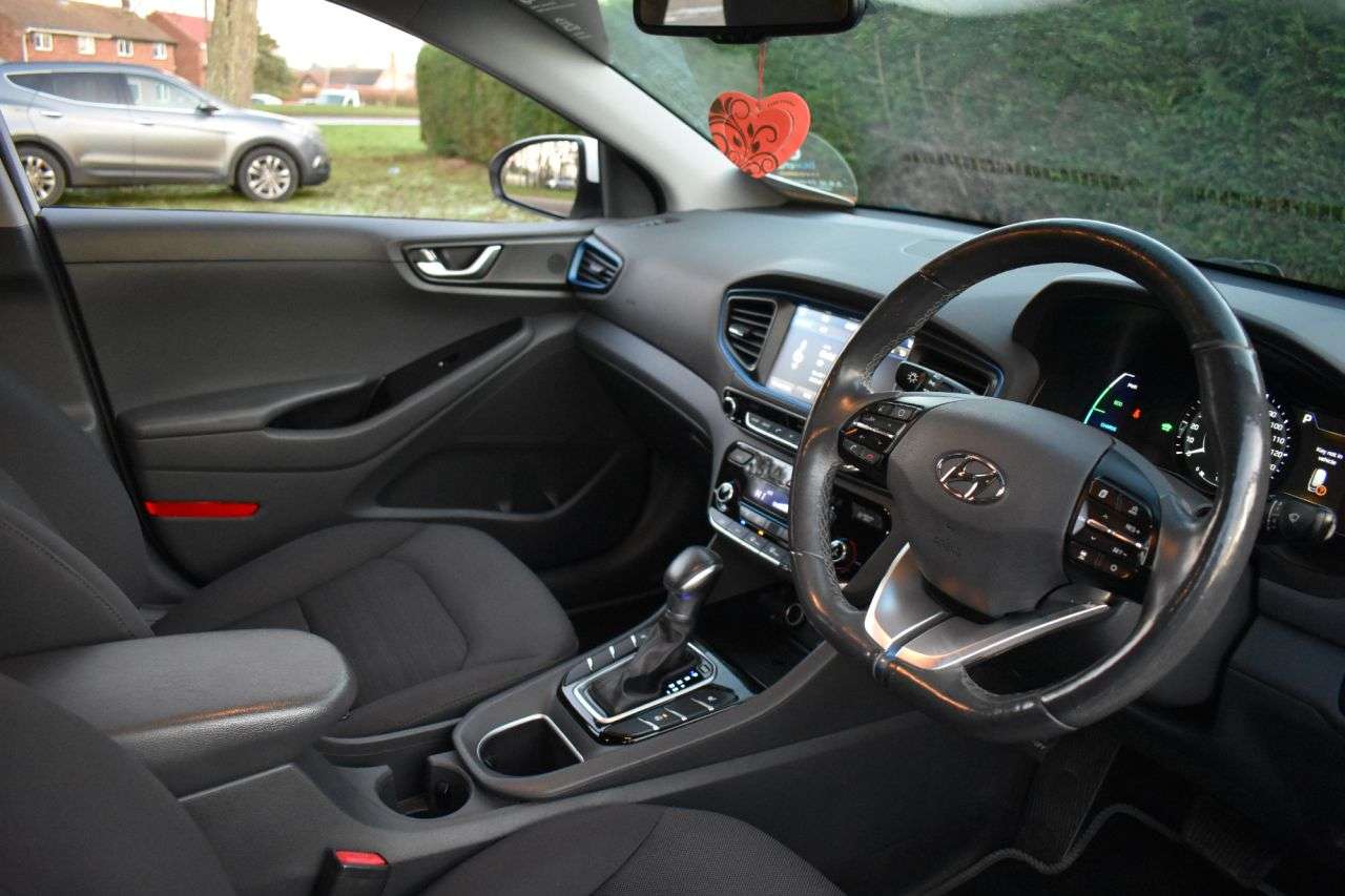 2017 HYUNDAI IONIQ 2017 HYUNDAI IONIQ