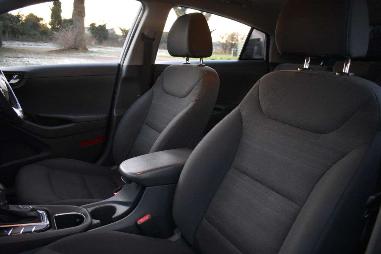 2017 HYUNDAI IONIQ 2017 HYUNDAI IONIQ