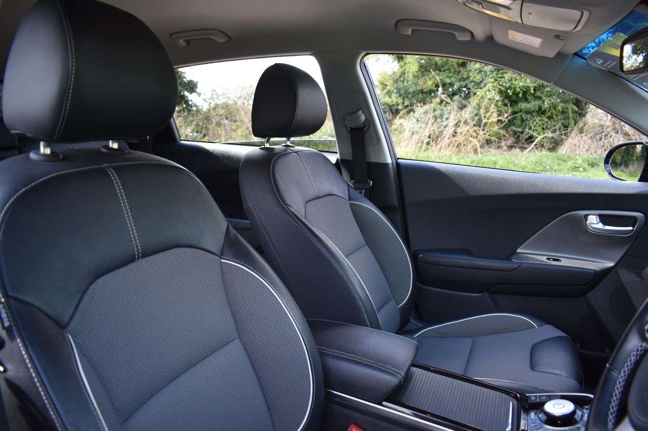 2022 KIA NIRO 2022 KIA NIRO