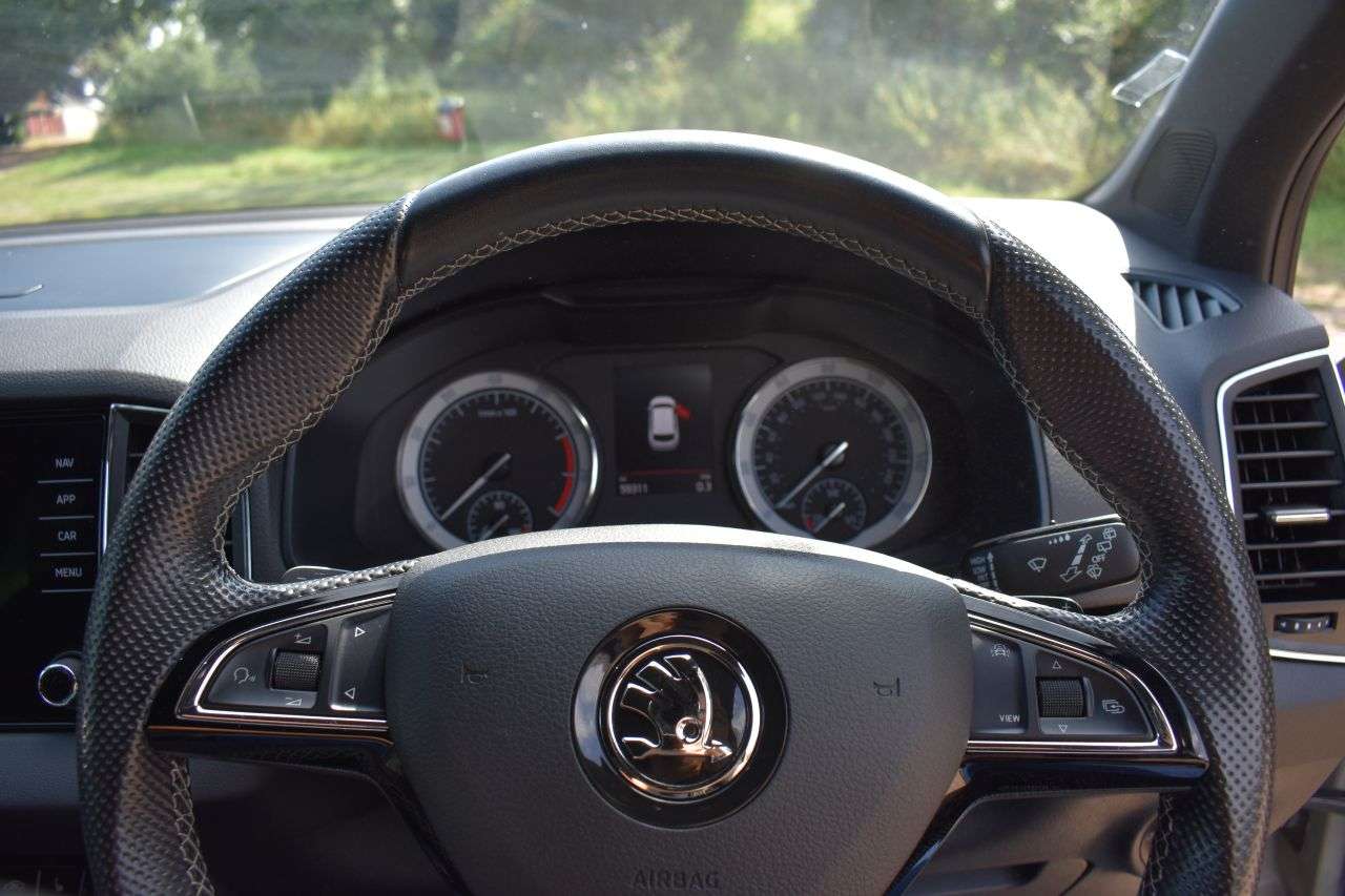 2020 SKODA KAROQ 2020 SKODA KAROQ