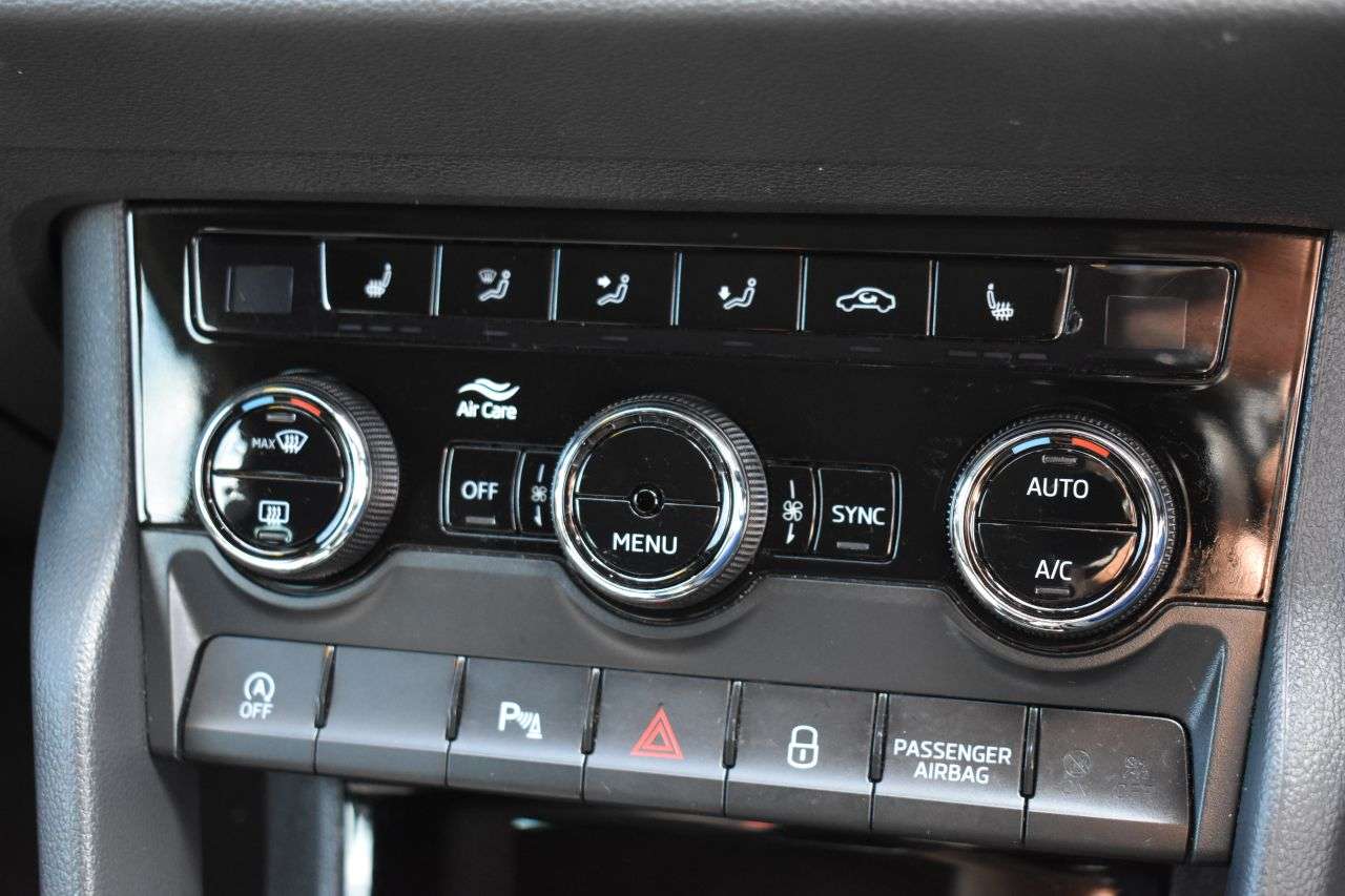 2020 SKODA KAROQ 2020 SKODA KAROQ