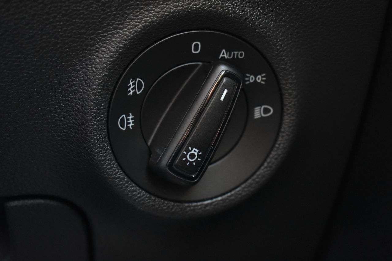 2020 SKODA KAROQ 2020 SKODA KAROQ