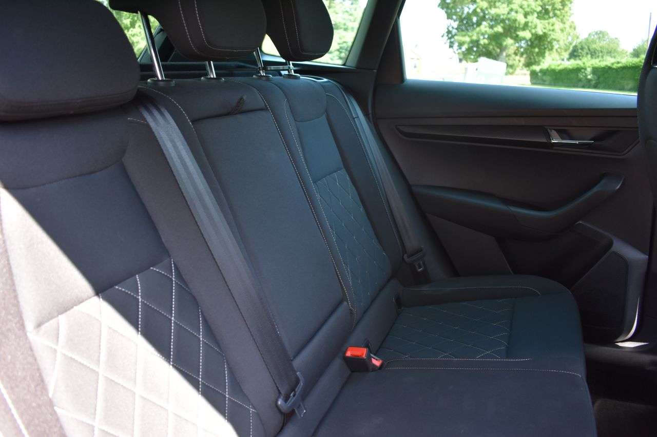 2020 SKODA KAROQ 2020 SKODA KAROQ