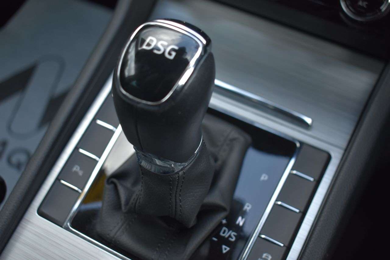 2020 SKODA SUPERB 2020 SKODA SUPERB