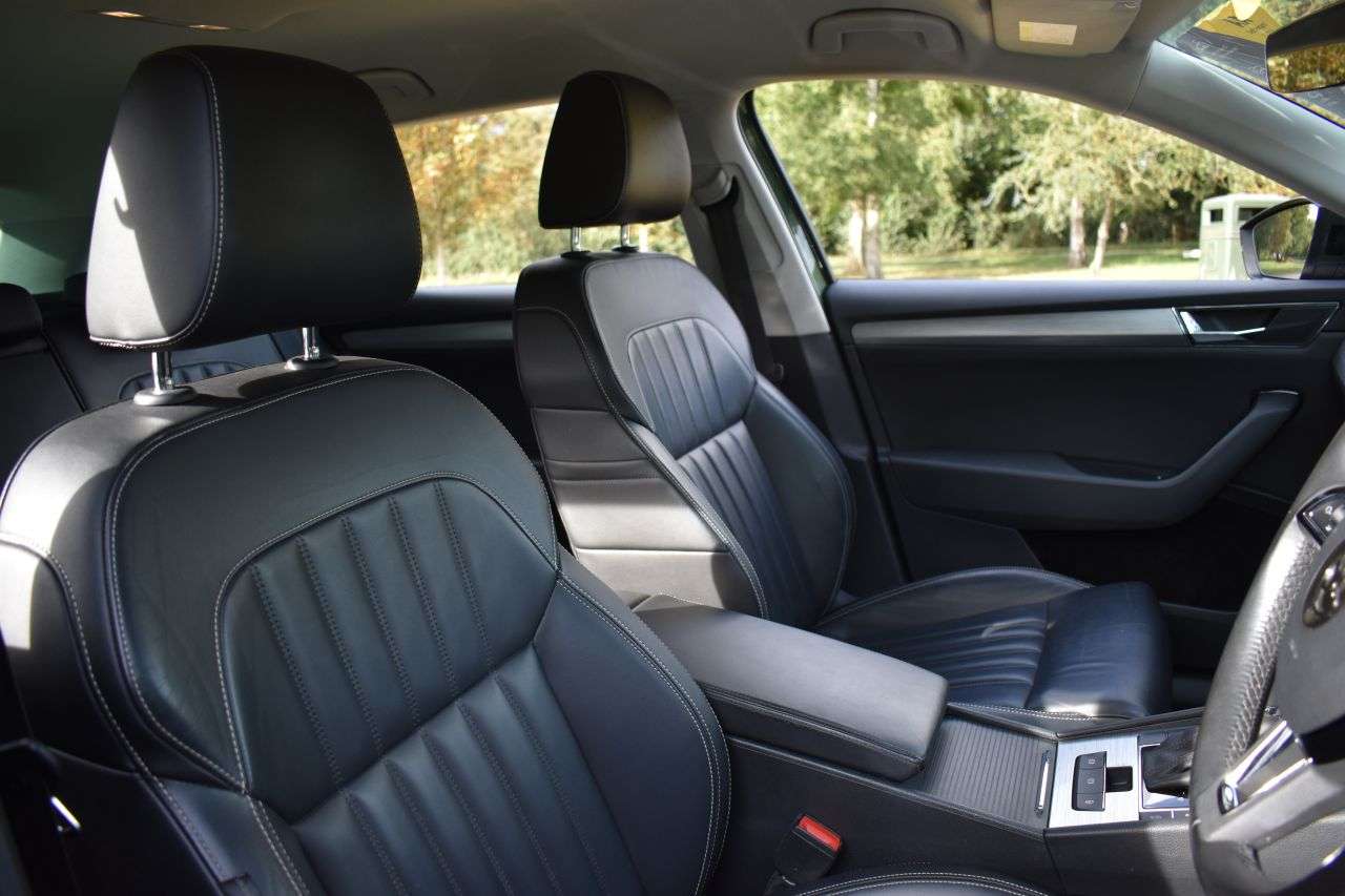 2020 SKODA SUPERB 2020 SKODA SUPERB