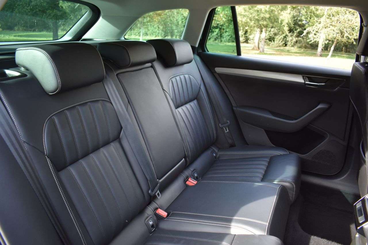 2020 SKODA SUPERB 2020 SKODA SUPERB