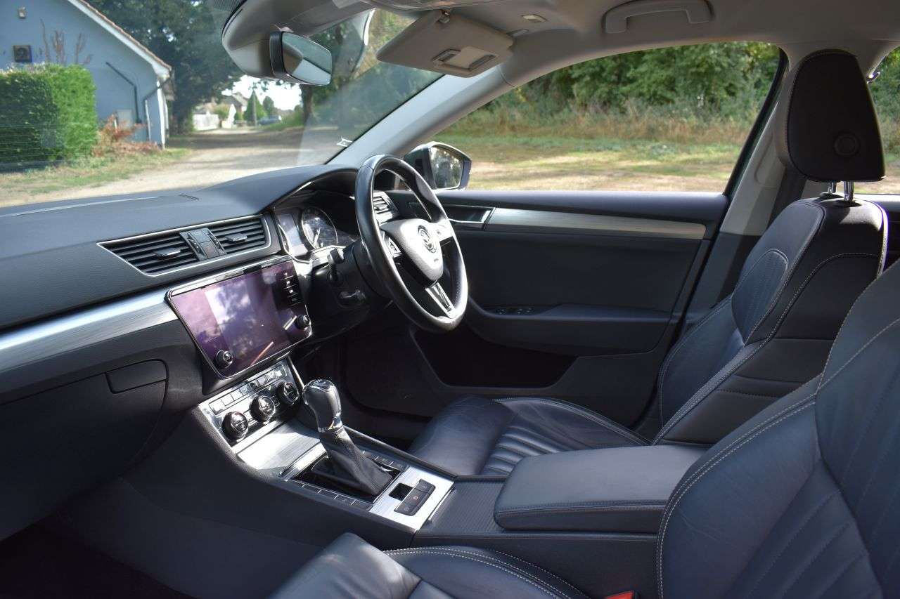 2020 SKODA SUPERB 2020 SKODA SUPERB