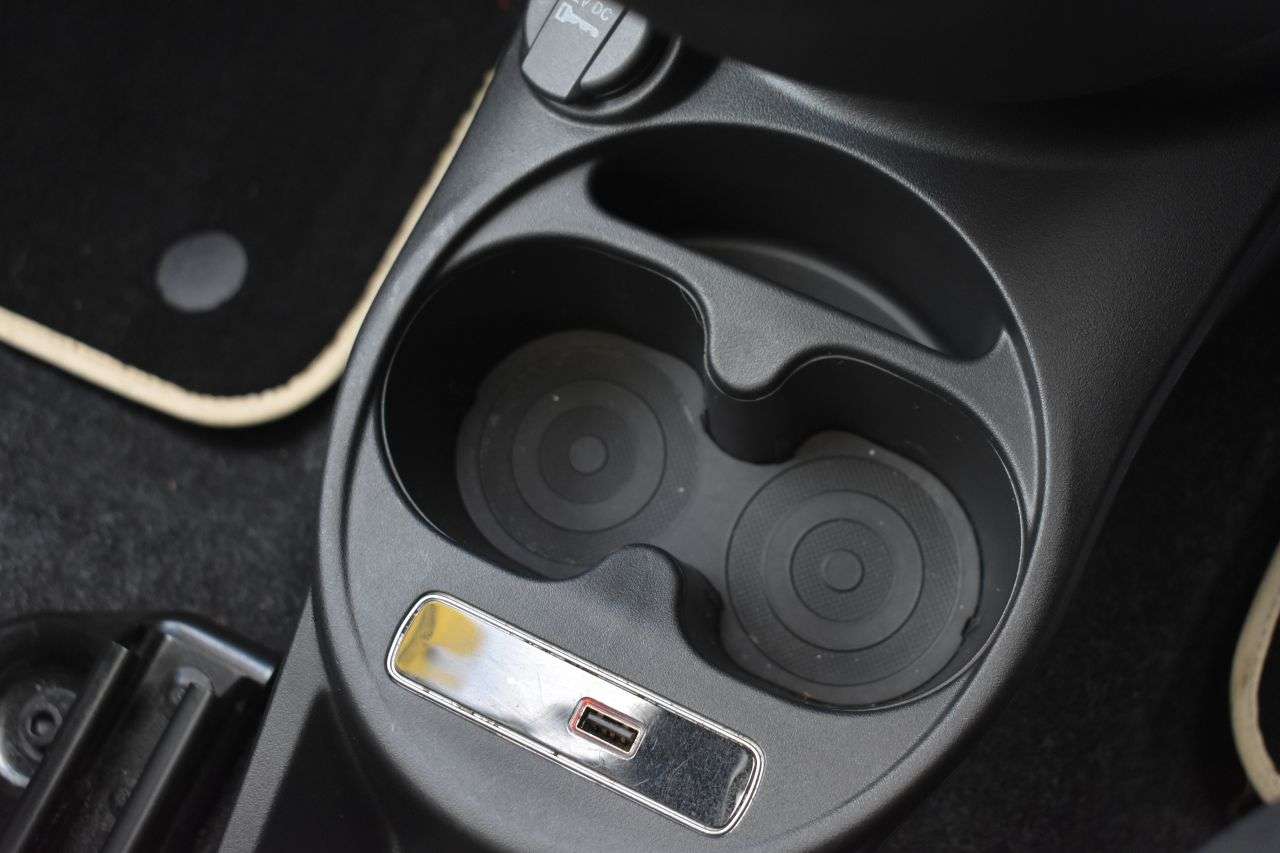 2019 FIAT 500 2019 FIAT 500