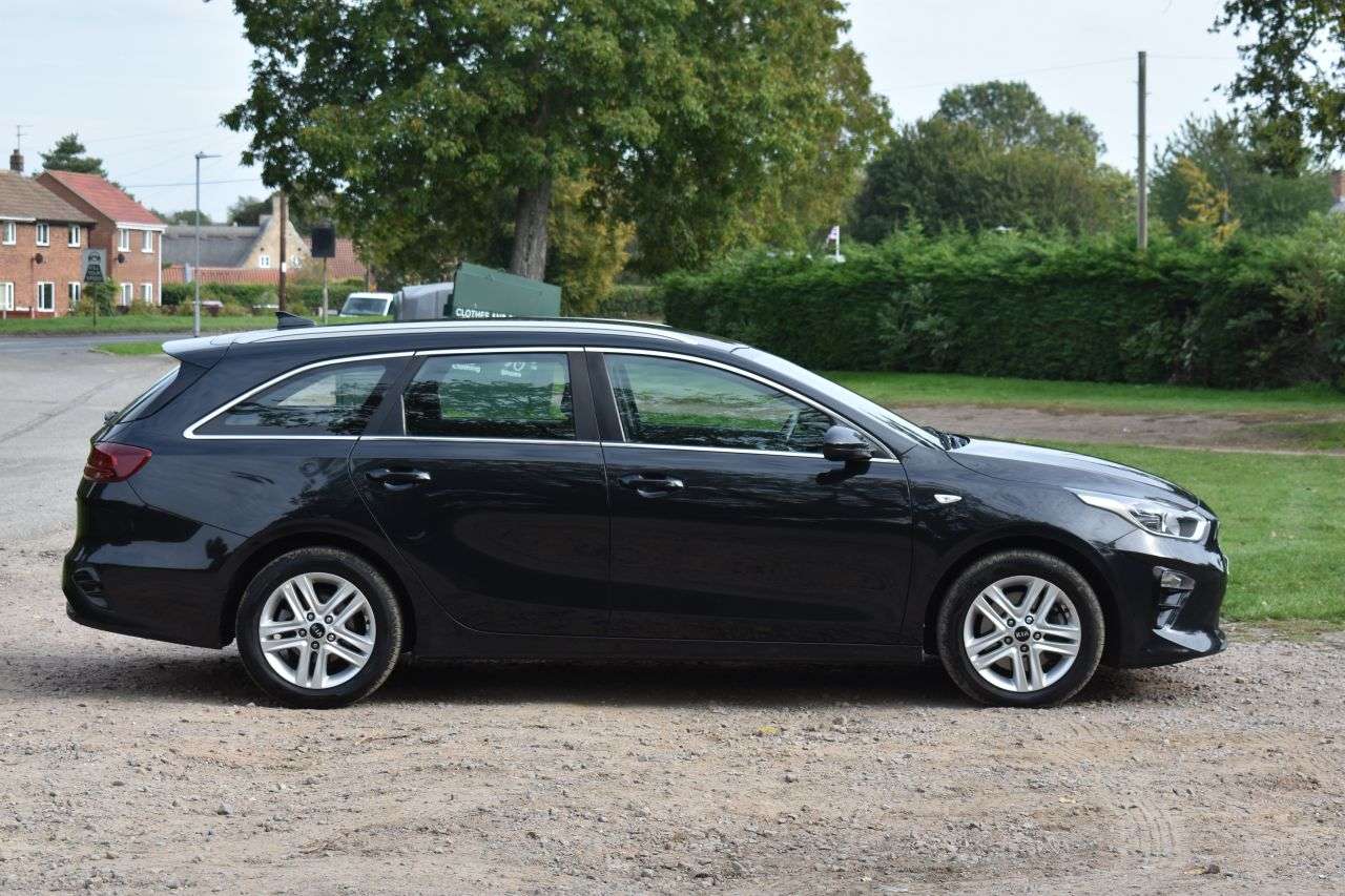 2021 KIA CEED 2021 KIA CEED