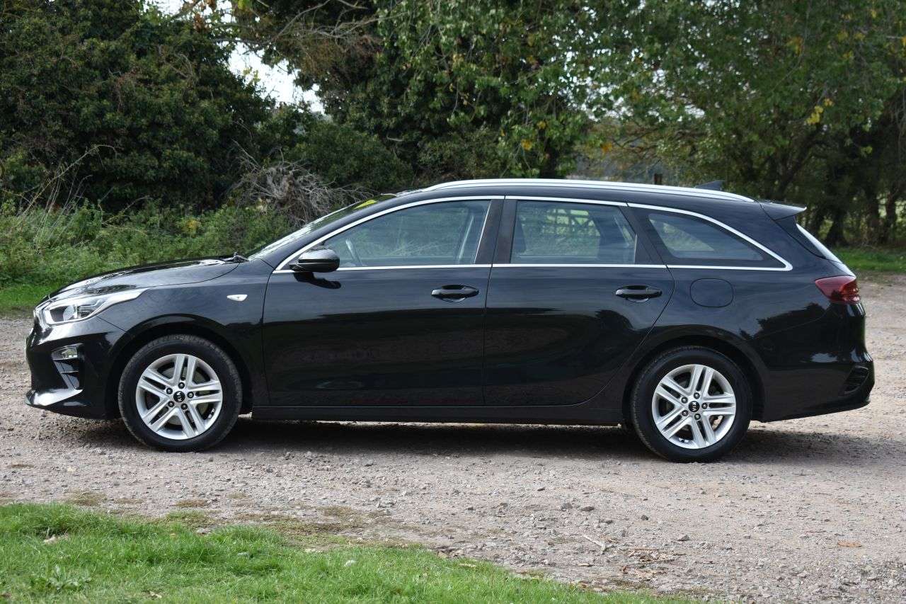 2021 KIA CEED 2021 KIA CEED