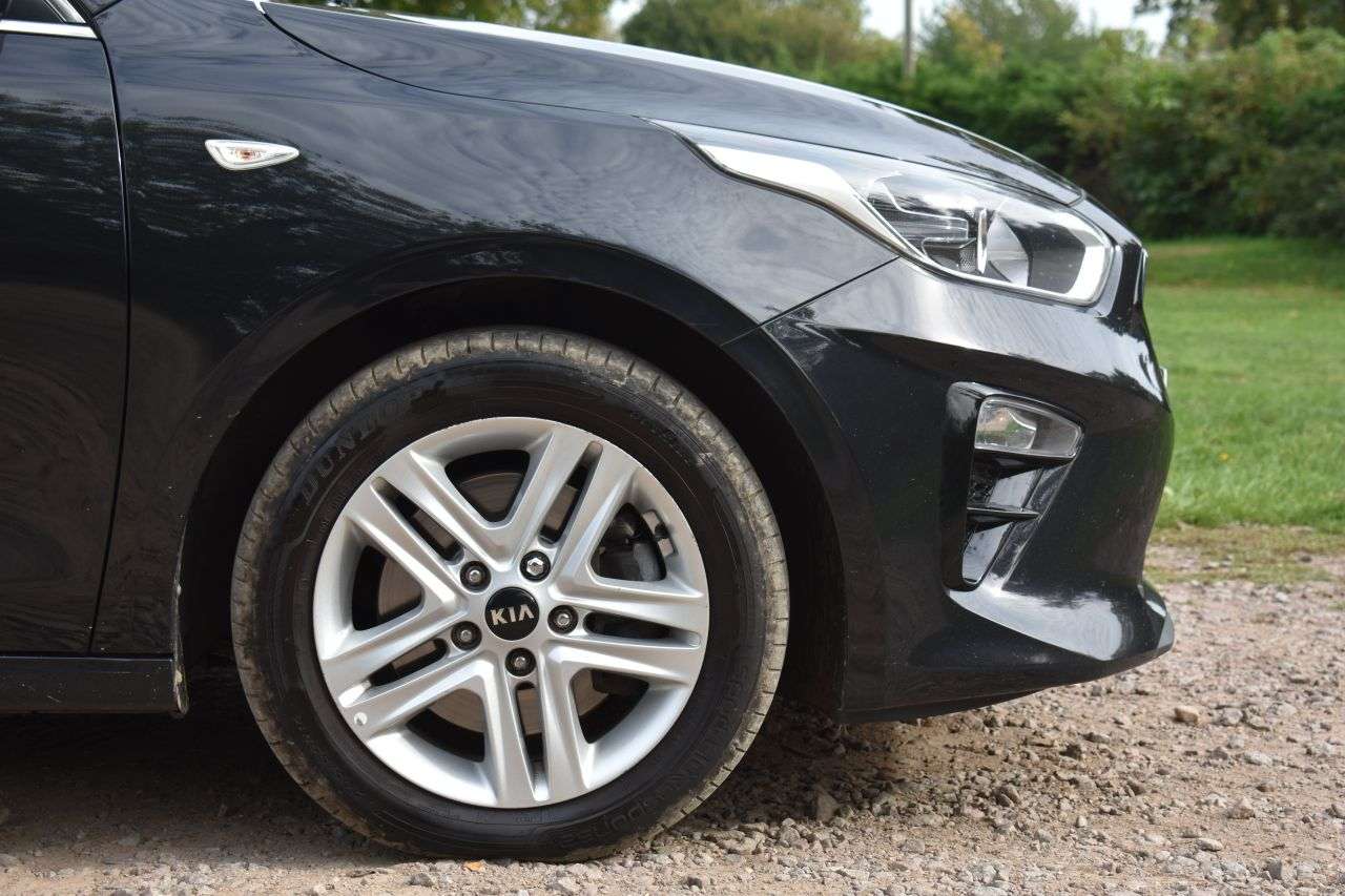 2021 KIA CEED 2021 KIA CEED