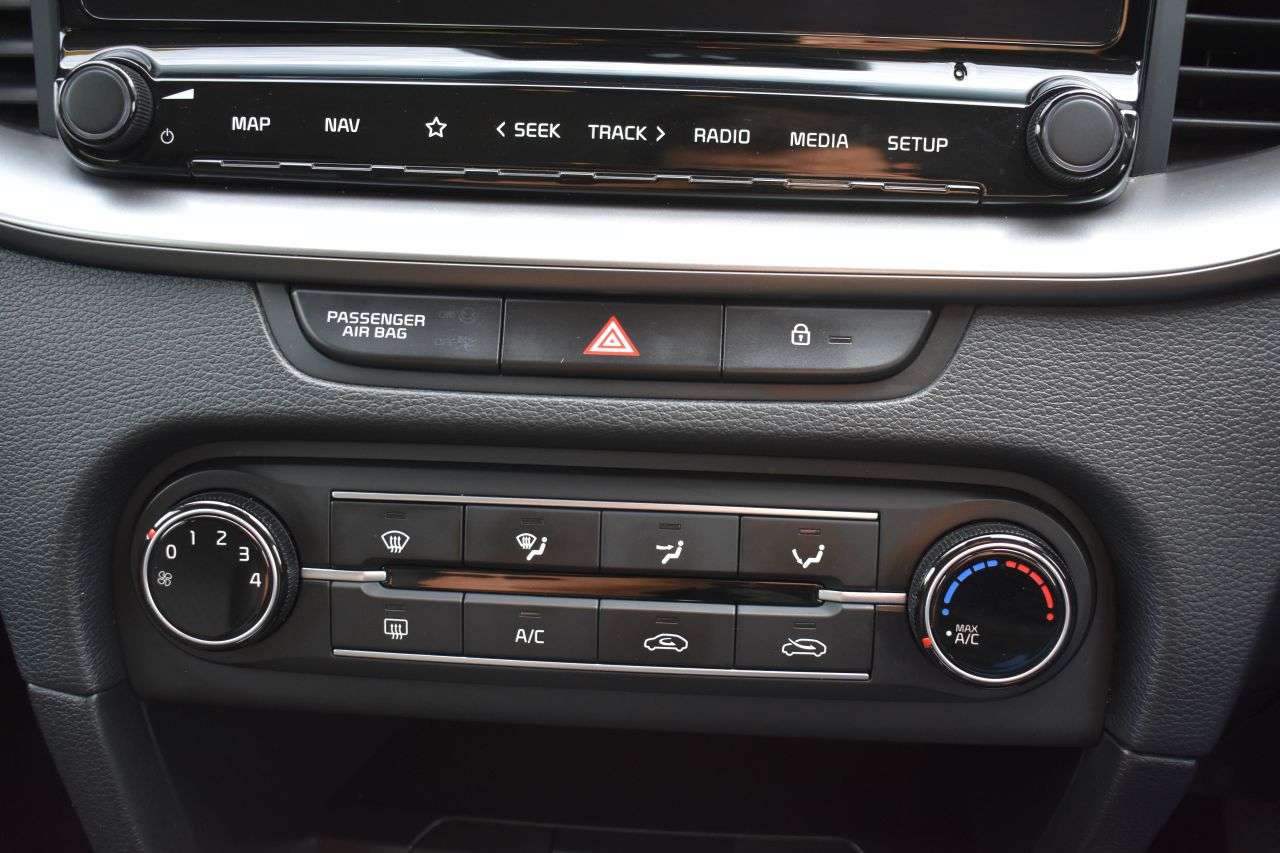 2021 KIA CEED 2021 KIA CEED