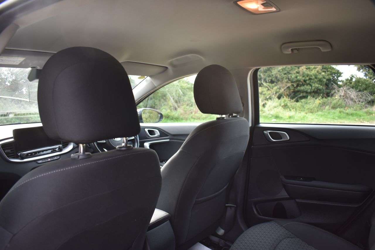 2021 KIA CEED 2021 KIA CEED