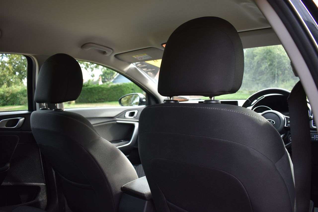 2021 KIA CEED 2021 KIA CEED