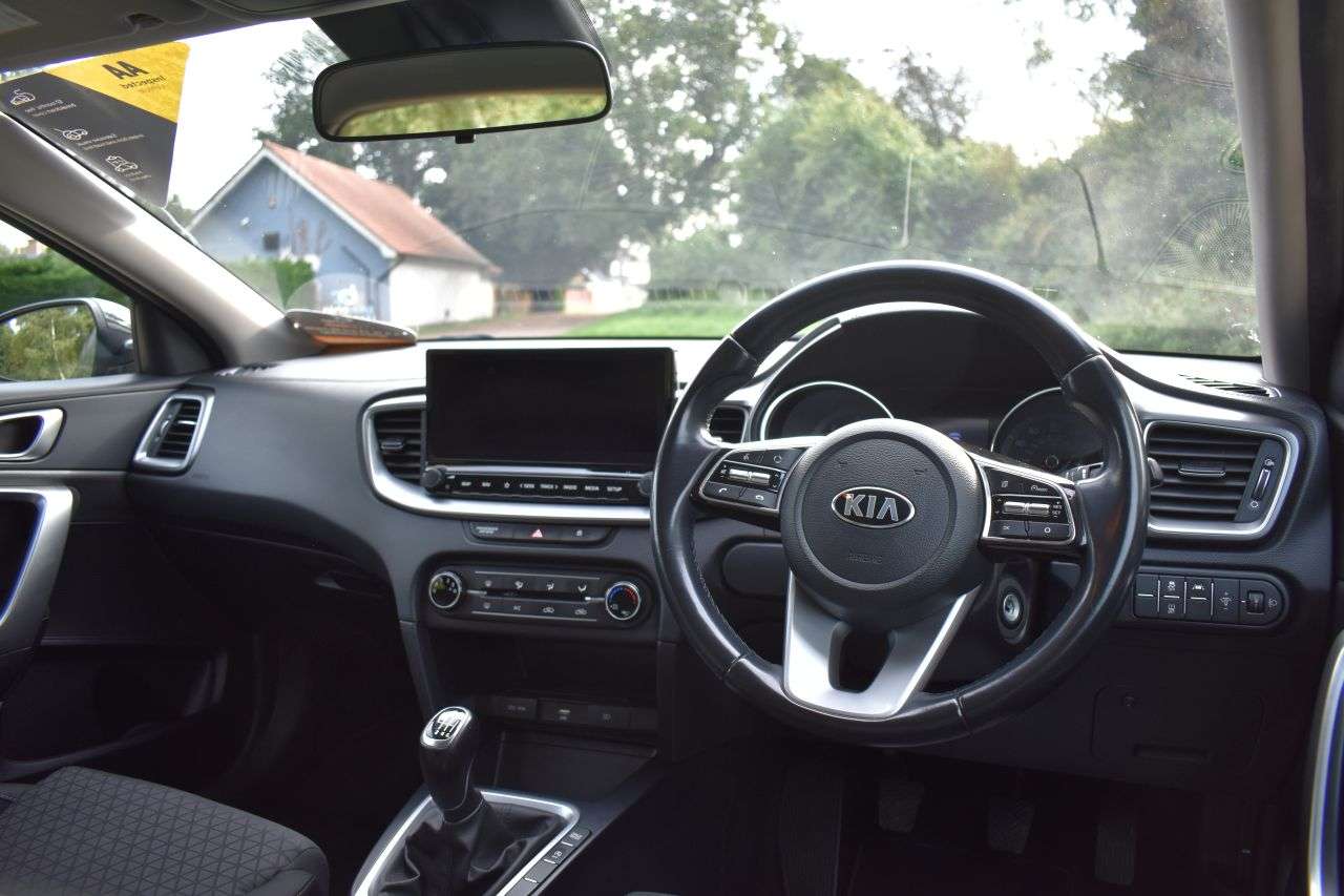 2021 KIA CEED 2021 KIA CEED