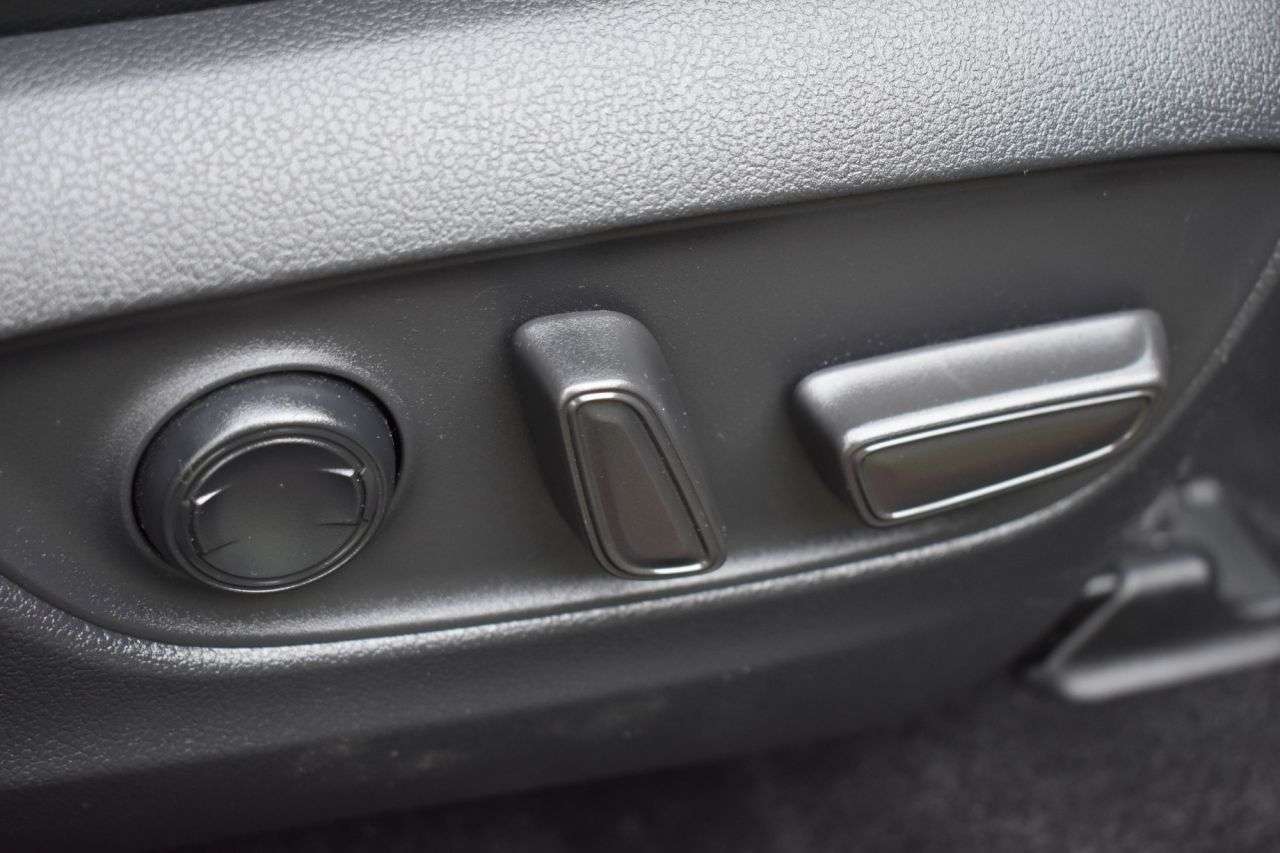 2019 TOYOTA RAV4 2019 TOYOTA RAV4