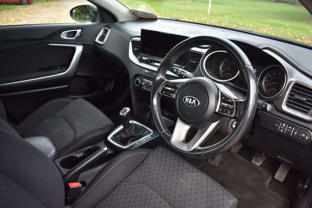 2021 KIA CEED 2021 KIA CEED
