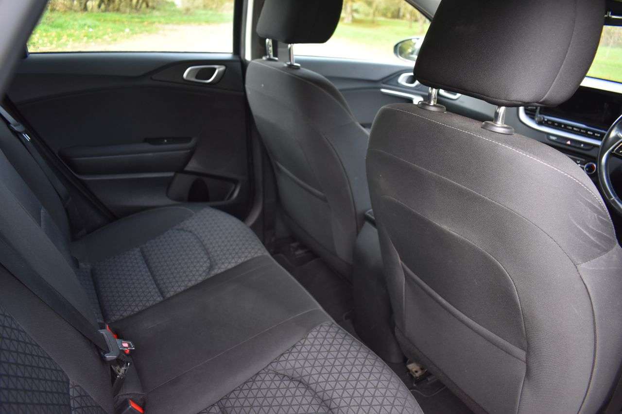 2021 KIA CEED 2021 KIA CEED