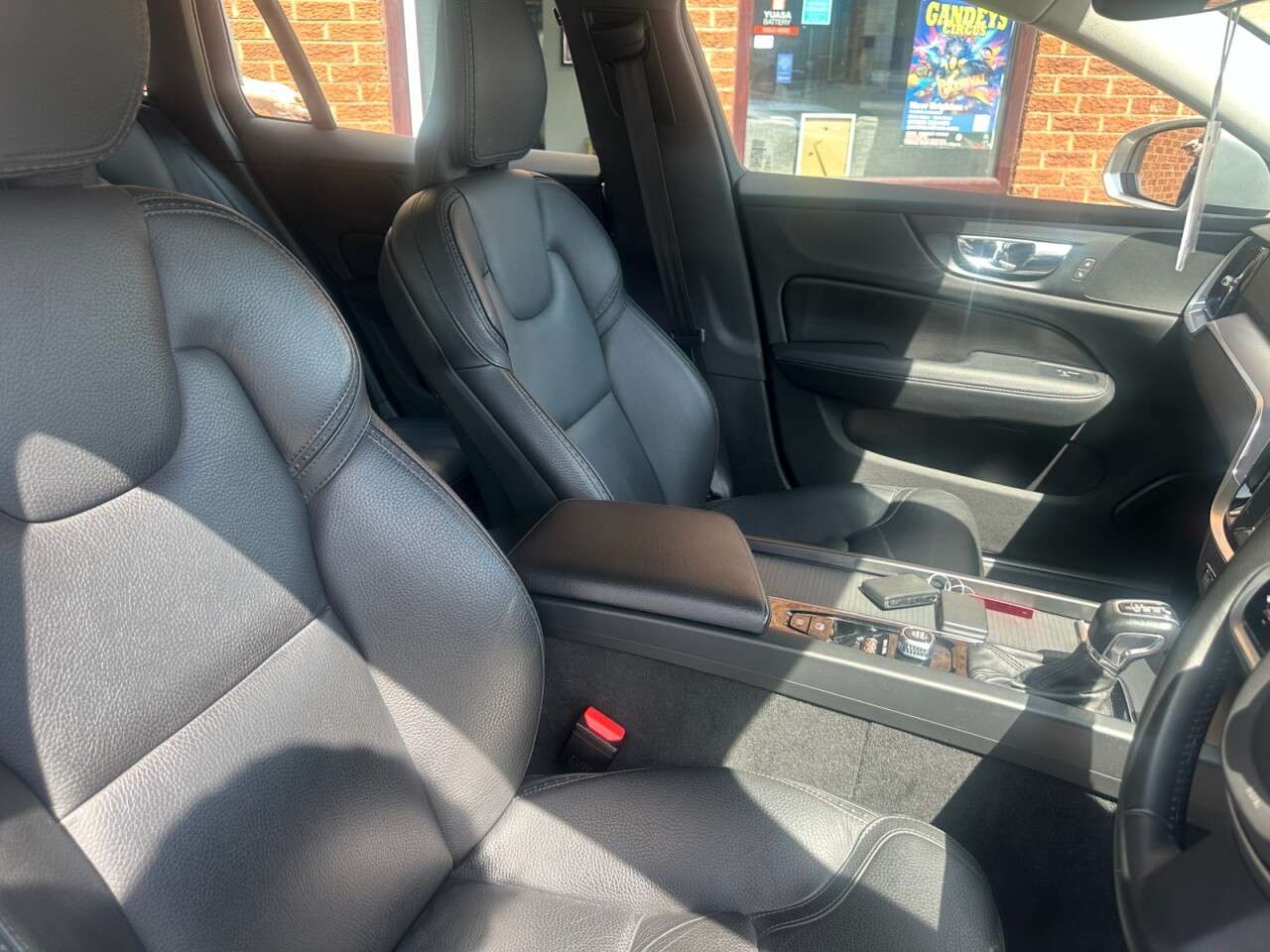 2019 VOLVO V60 CROSS COUNTRY 2019 VOLVO V60 CROSS COUNTRY