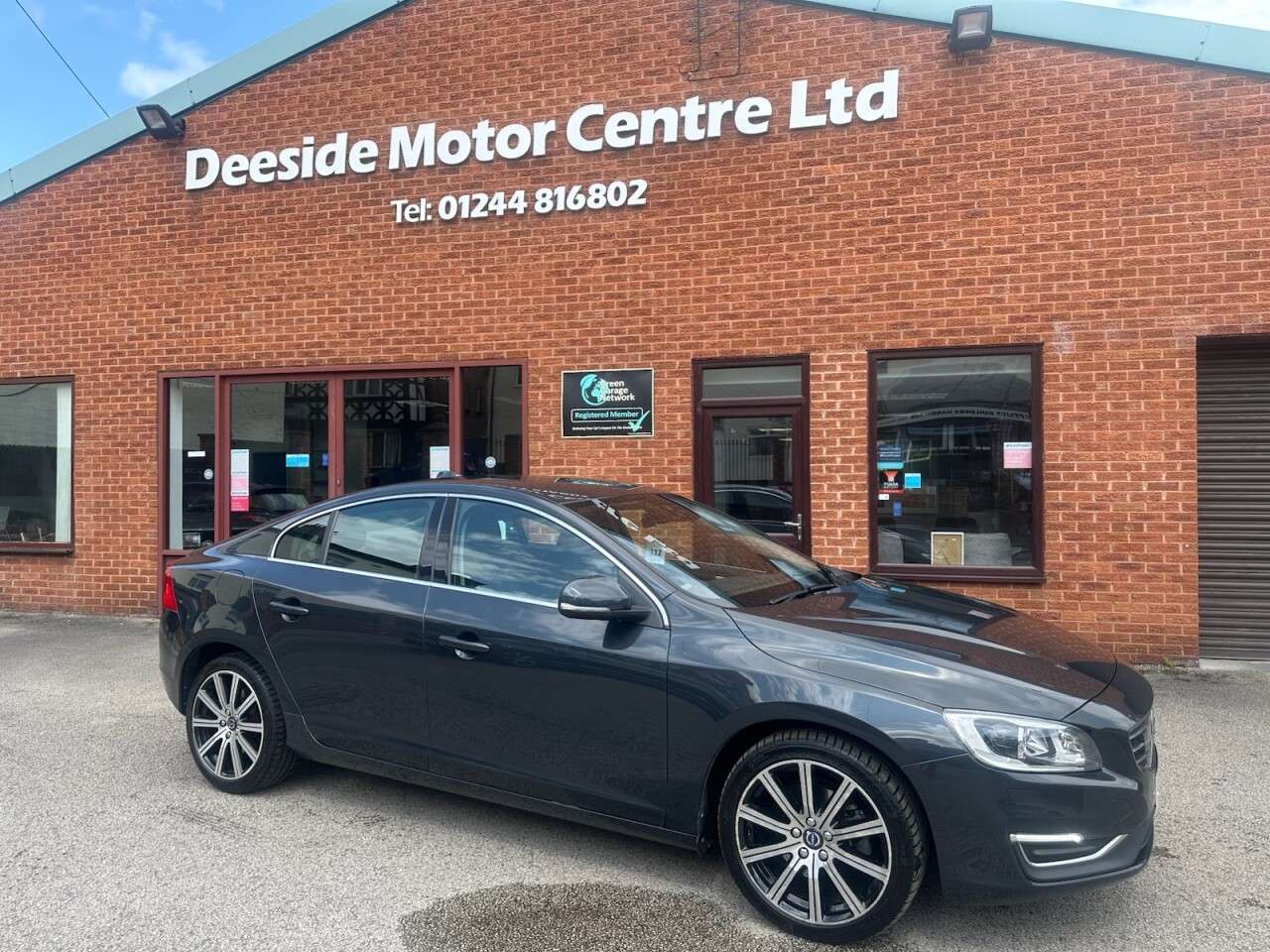 2017 VOLVO S60 2017 VOLVO S60