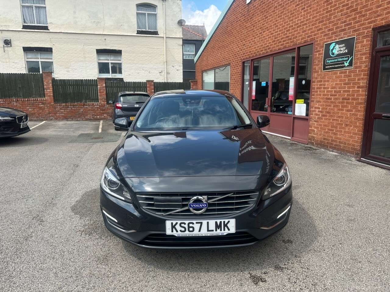 2017 VOLVO S60 2017 VOLVO S60