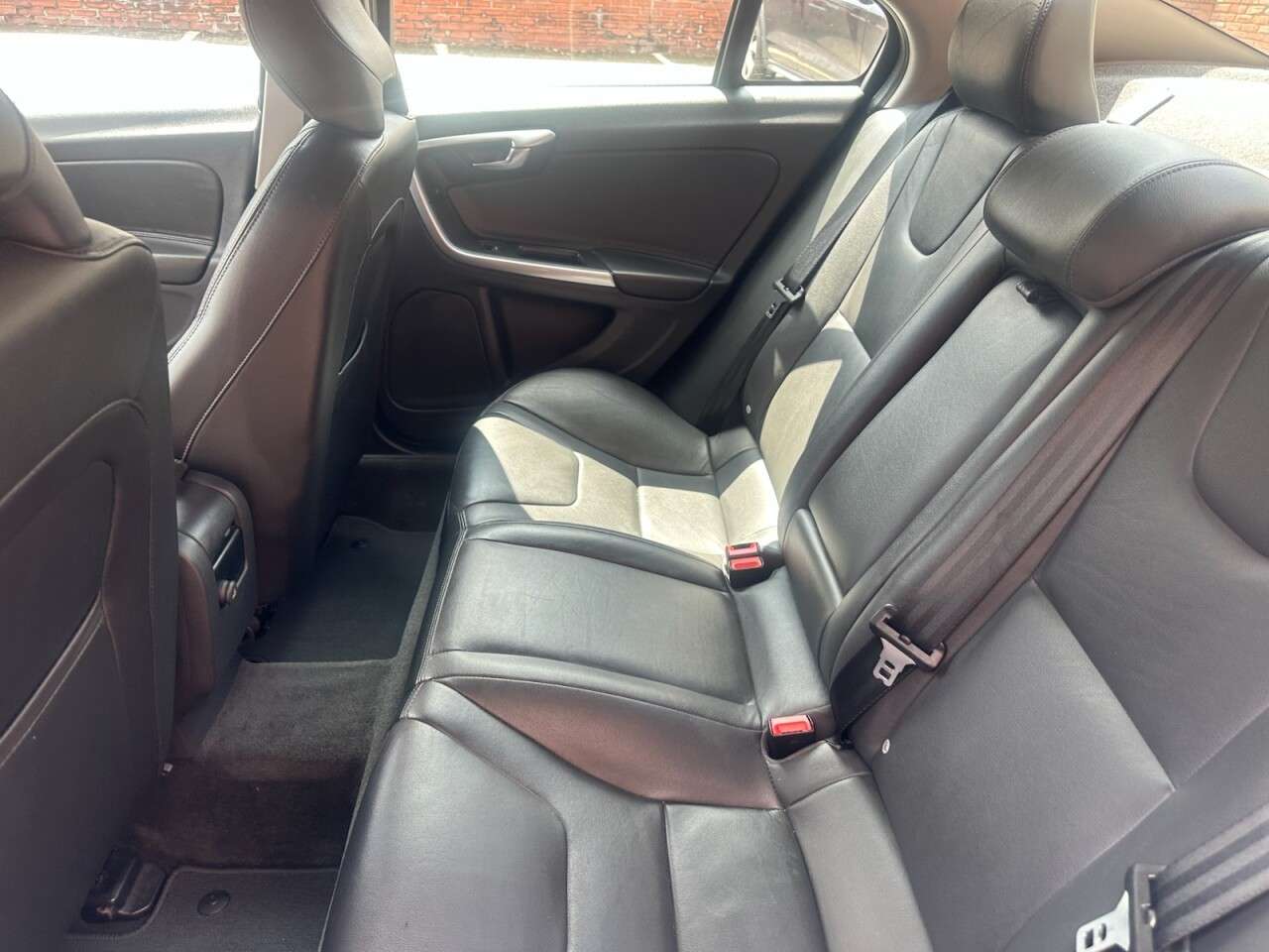 2017 VOLVO S60 2017 VOLVO S60