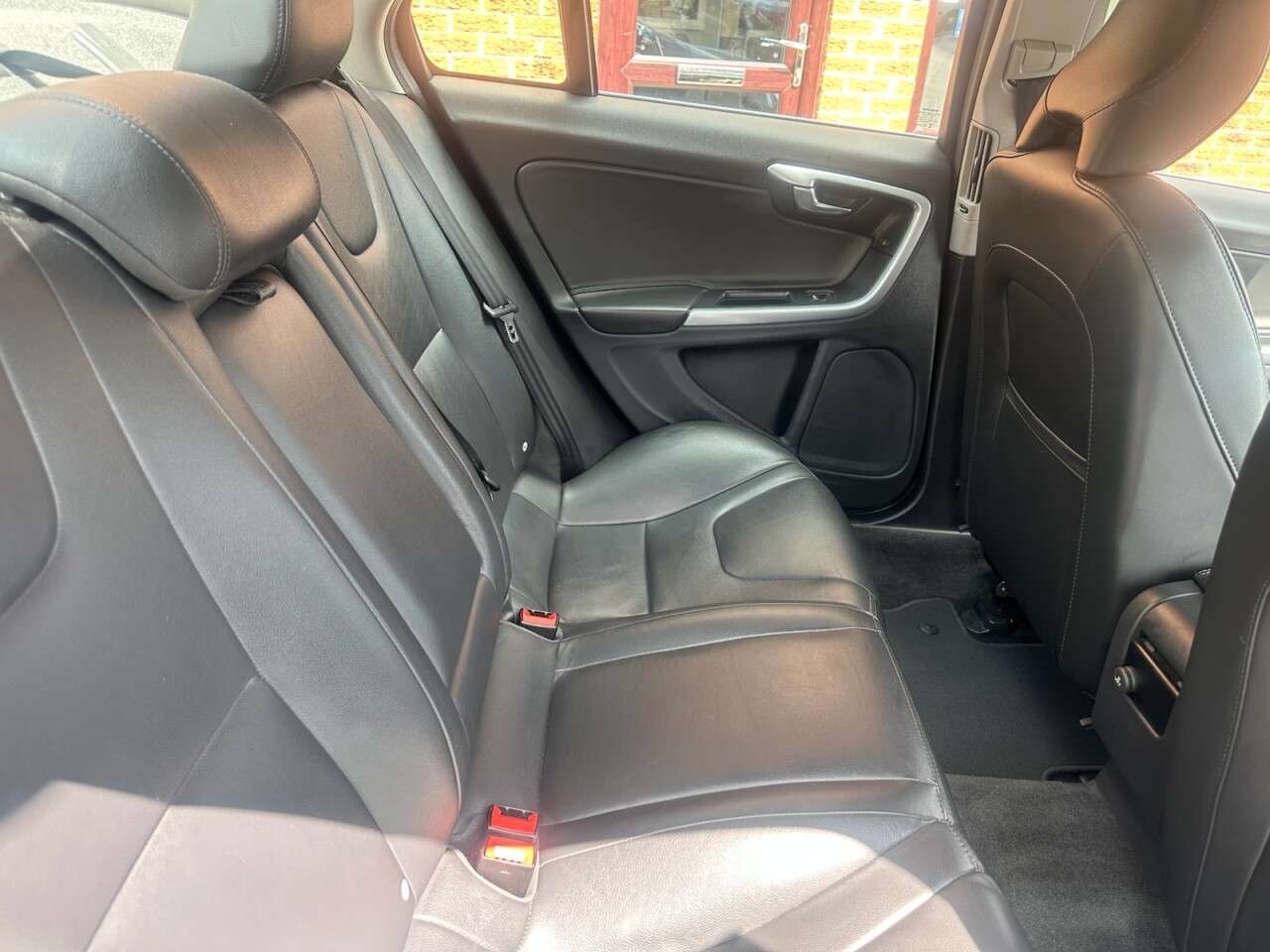 2017 VOLVO S60 2017 VOLVO S60