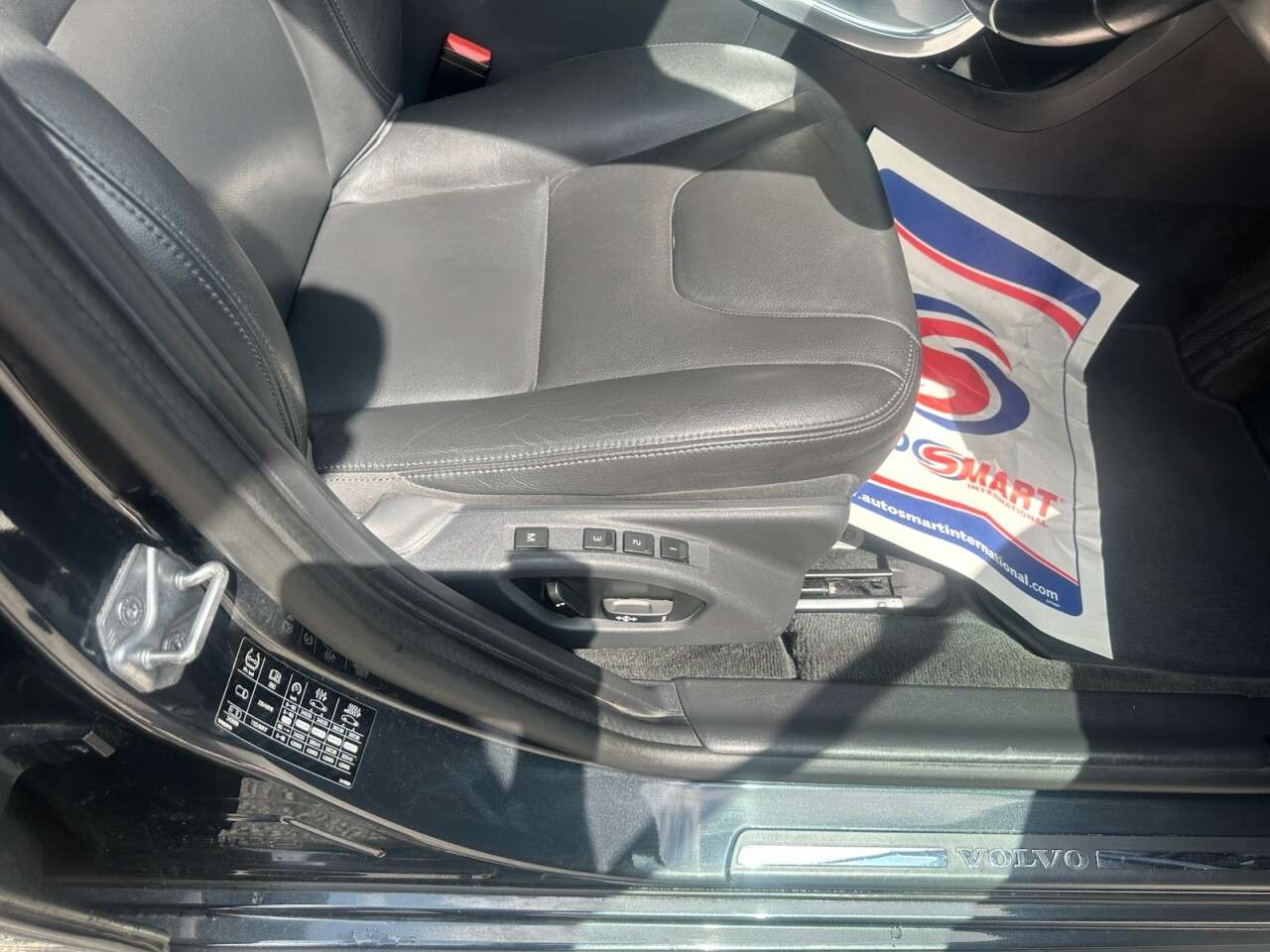 2017 VOLVO S60 2017 VOLVO S60