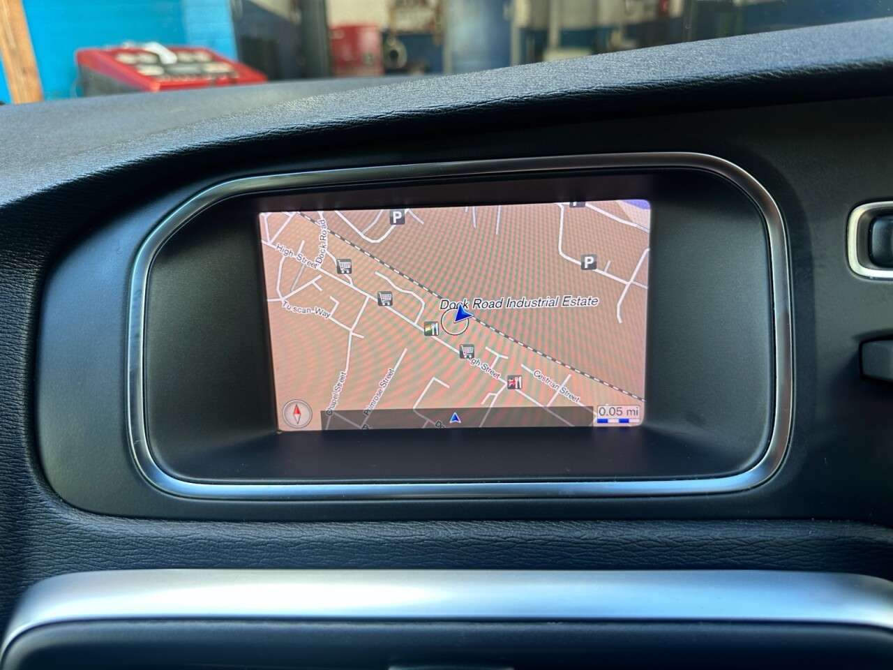 2019 VOLVO V40 2019 VOLVO V40