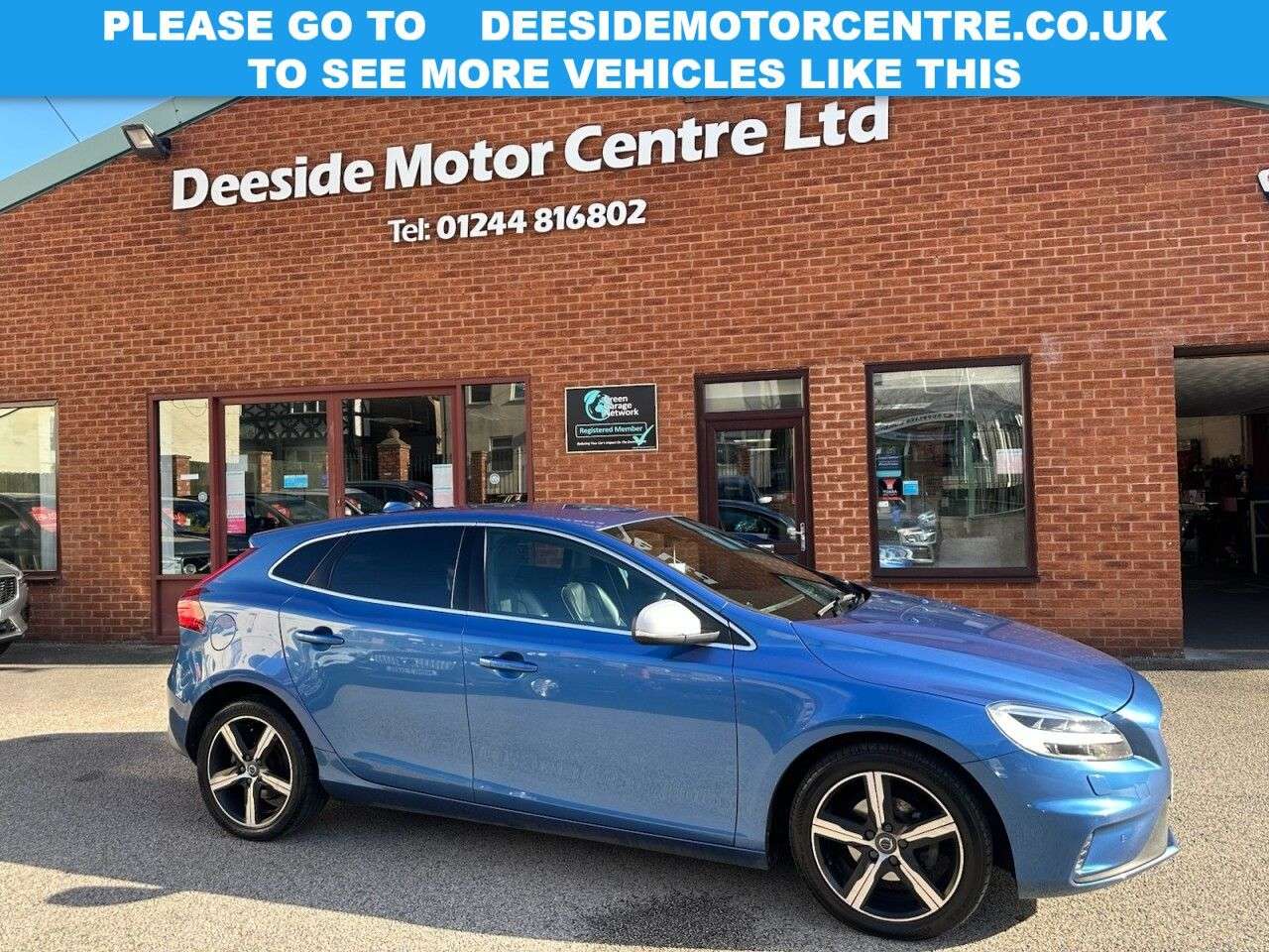 2019 VOLVO V40 2019 VOLVO V40