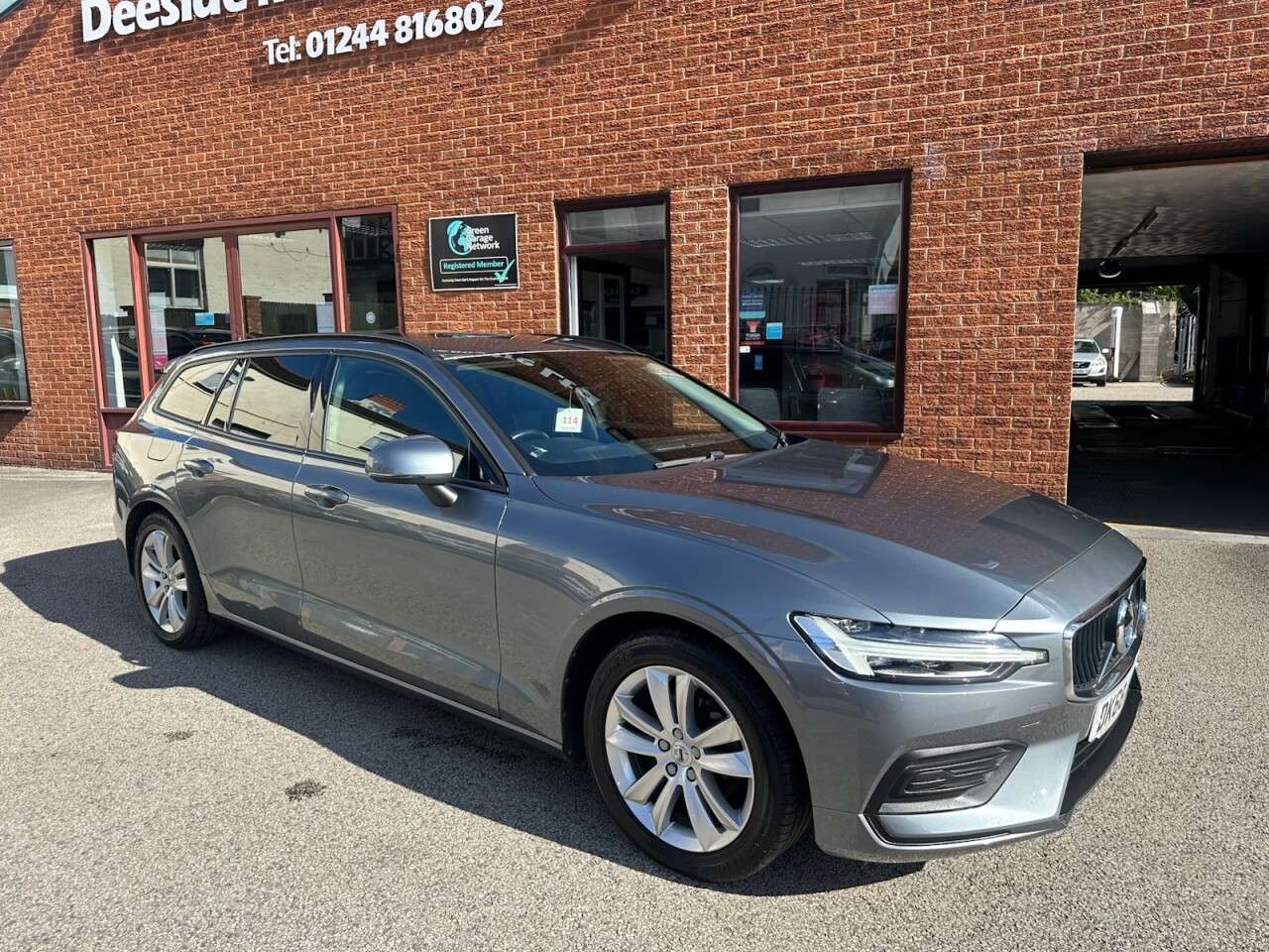 2018 VOLVO V60 2018 VOLVO V60