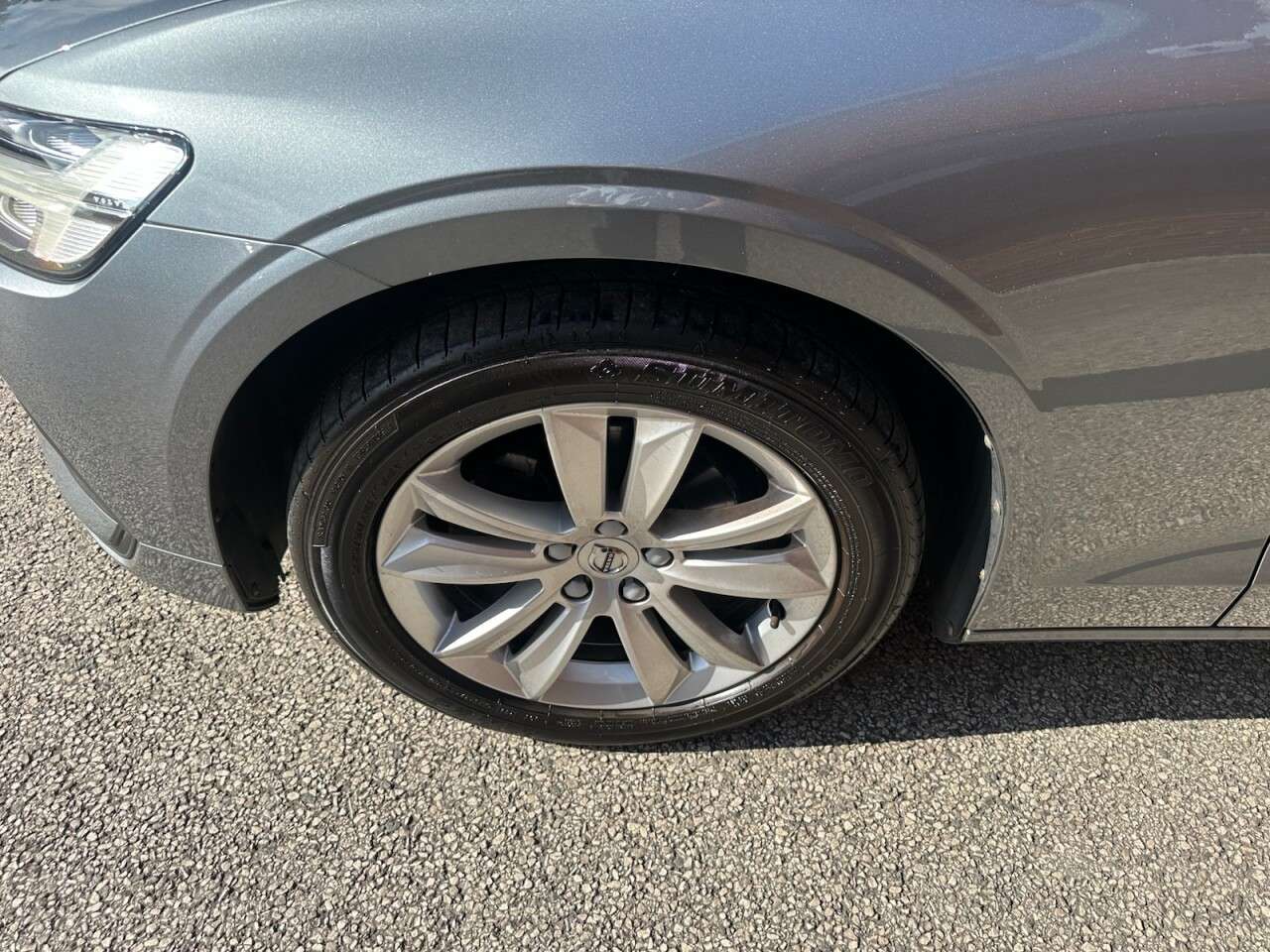 2018 VOLVO V60 2018 VOLVO V60