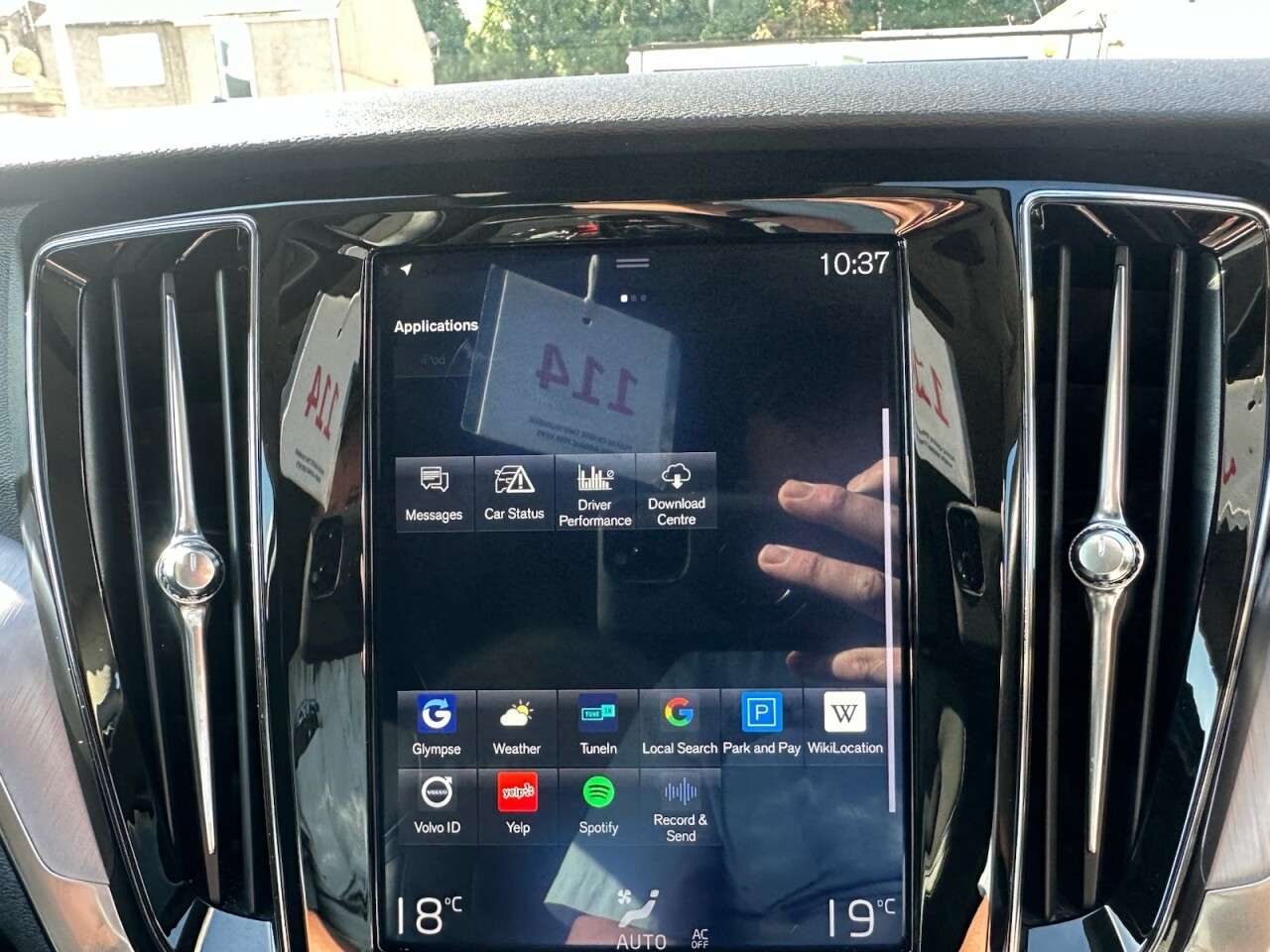 2018 VOLVO V60 2018 VOLVO V60