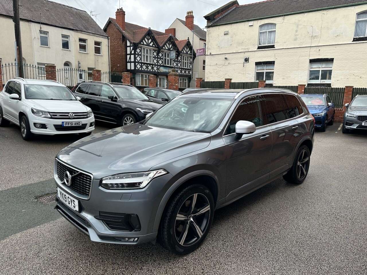 2019 VOLVO XC90 2019 VOLVO XC90