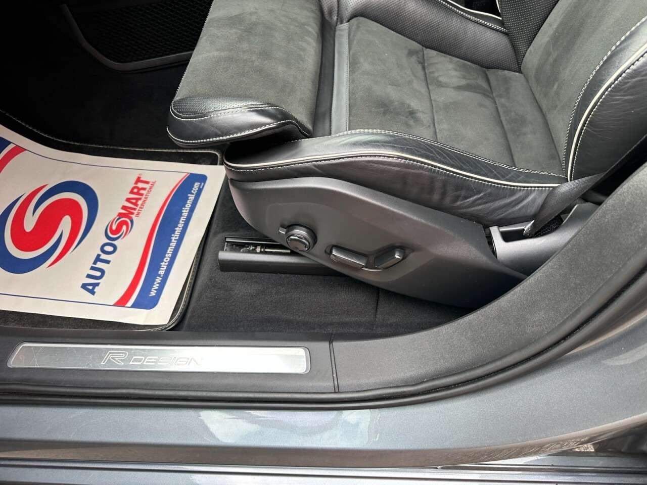 2019 VOLVO XC90 2019 VOLVO XC90