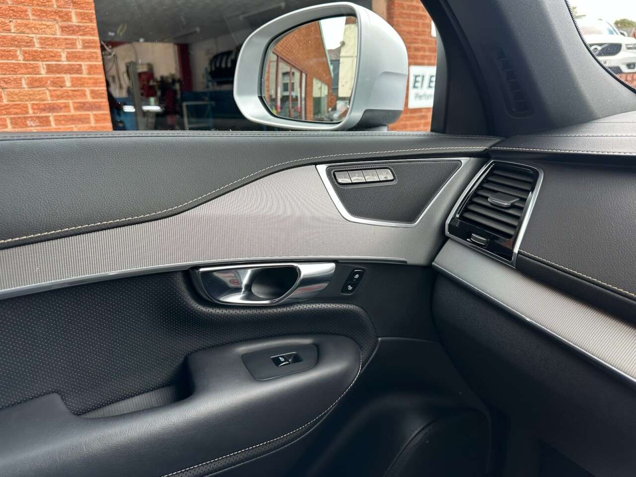 2019 VOLVO XC90 2019 VOLVO XC90