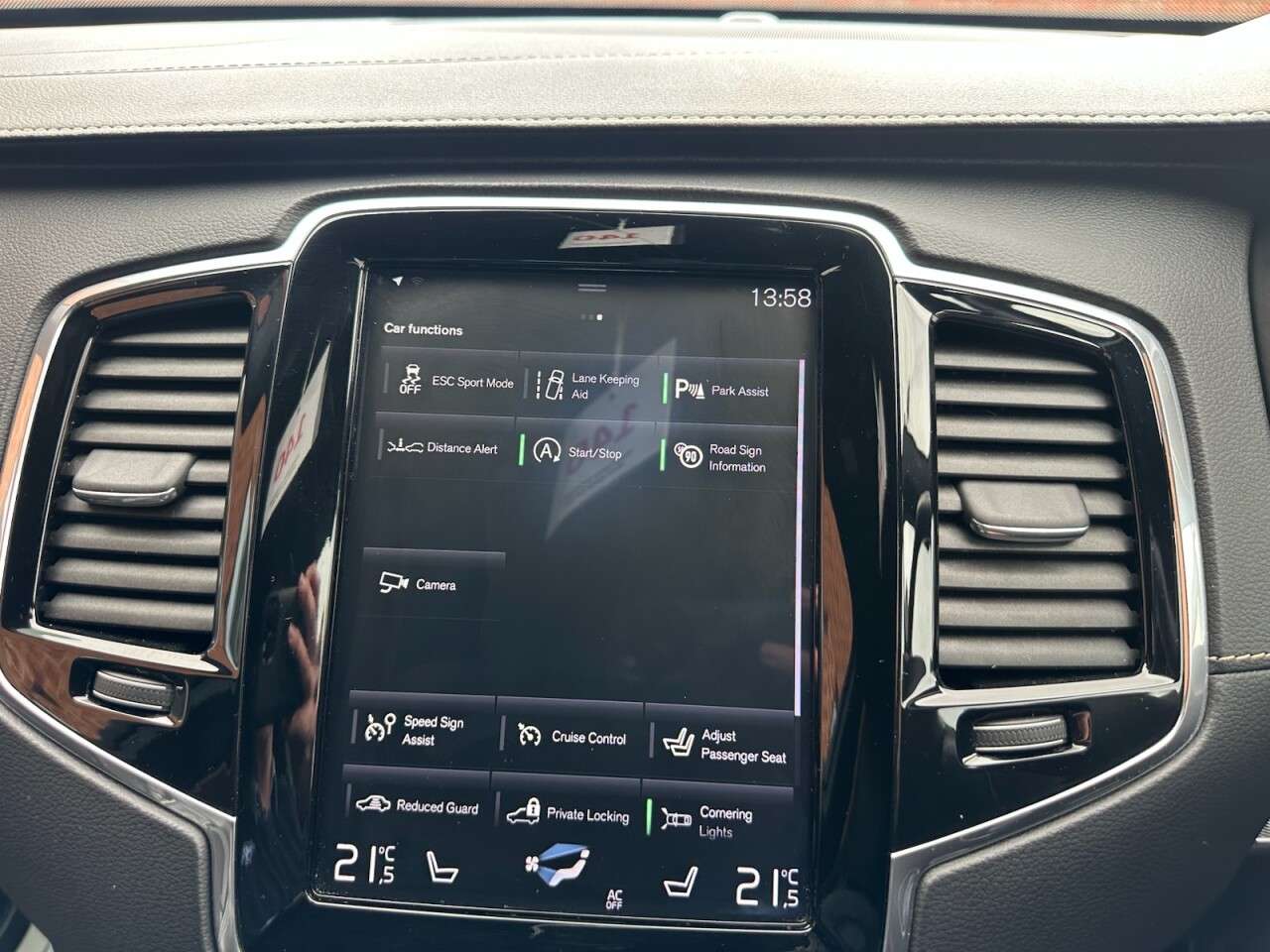 2019 VOLVO XC90 2019 VOLVO XC90