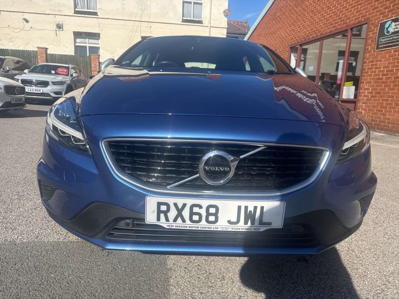 2018 VOLVO V40 2018 VOLVO V40