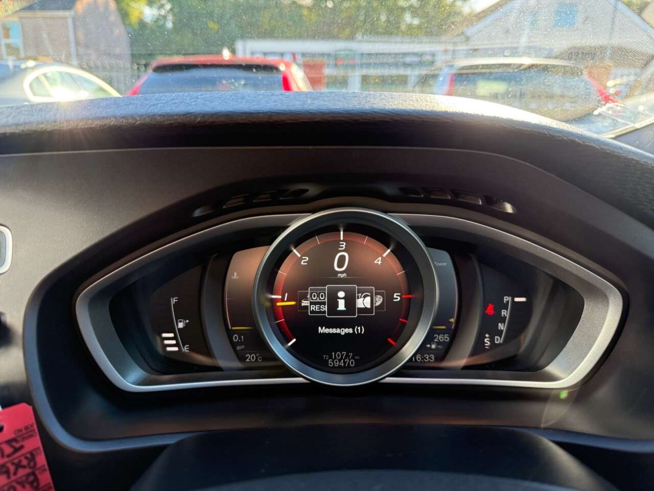 2018 VOLVO V40 2018 VOLVO V40