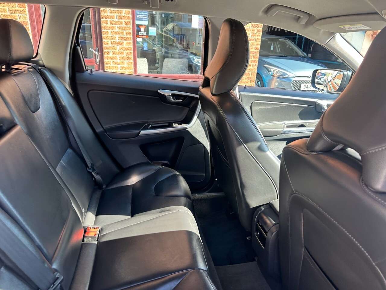 2016 VOLVO XC60 2016 VOLVO XC60