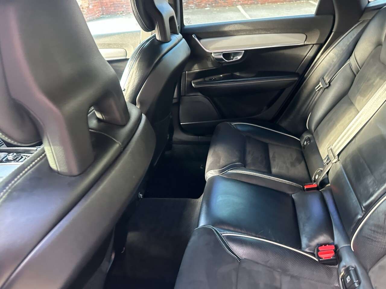 2018 VOLVO S90 2018 VOLVO S90