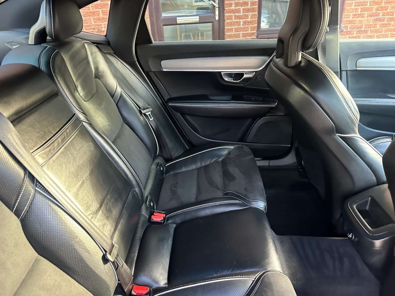 2018 VOLVO S90 2018 VOLVO S90