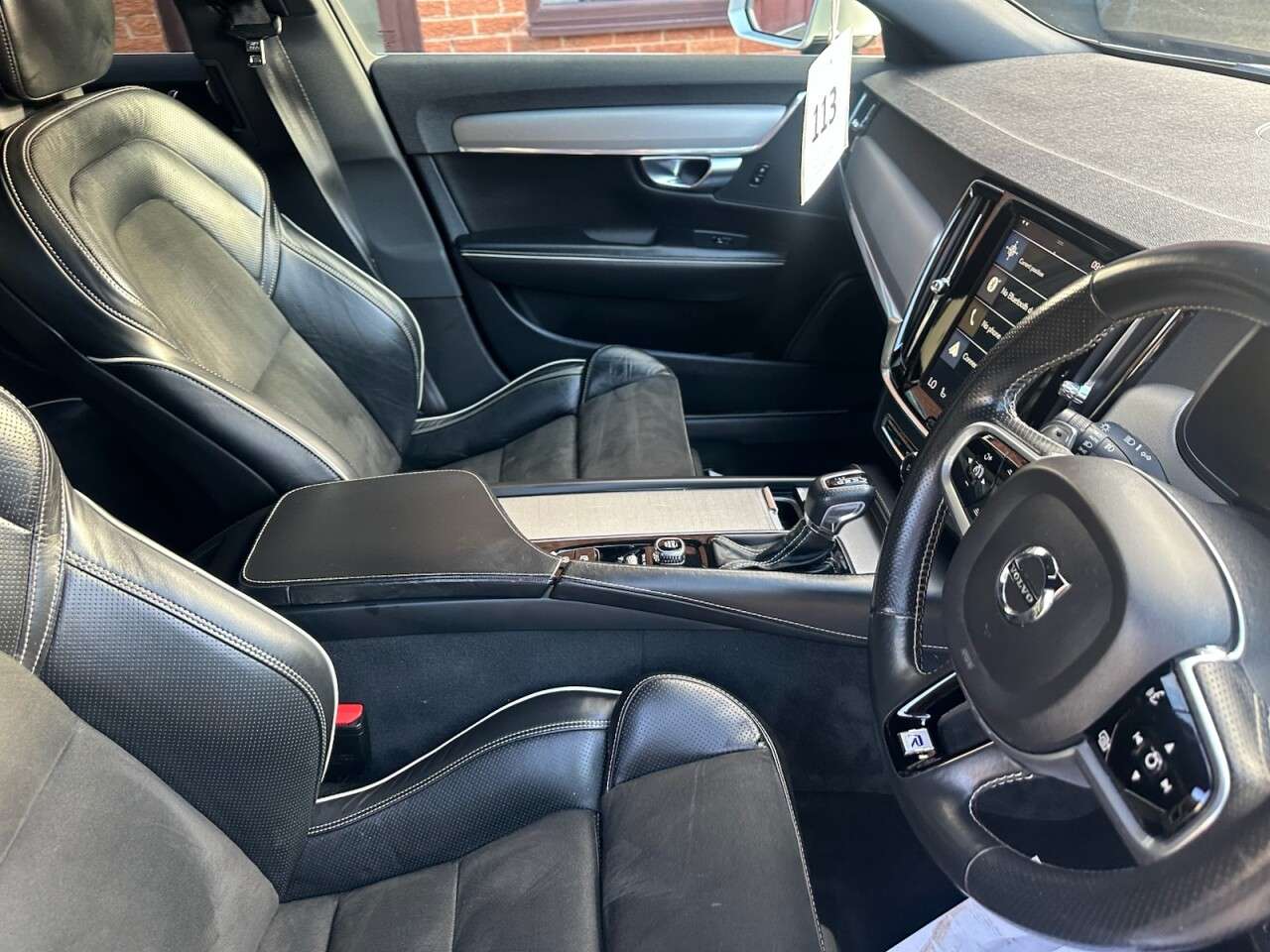 2018 VOLVO S90 2018 VOLVO S90