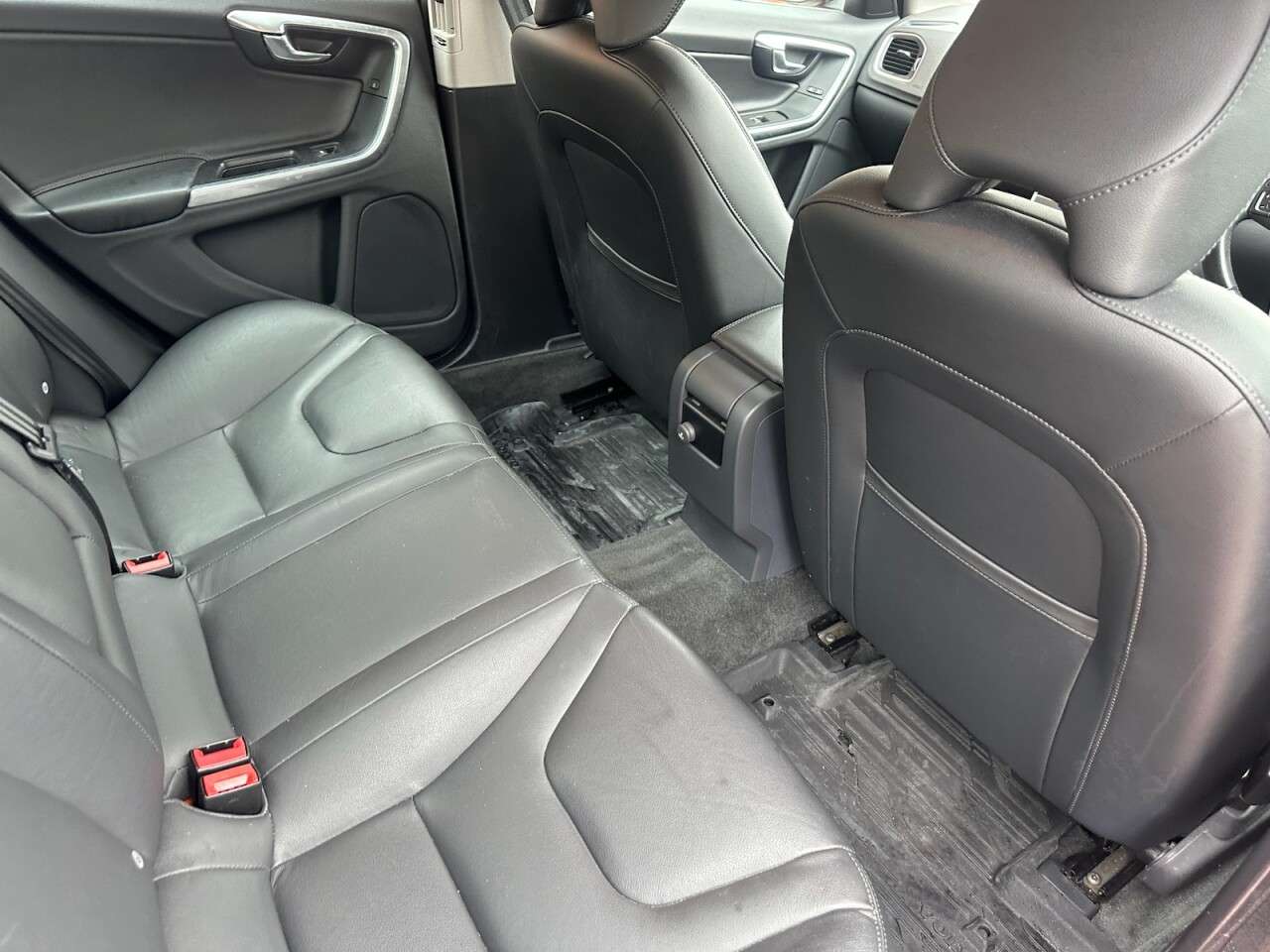 2014 VOLVO S60 2014 VOLVO S60