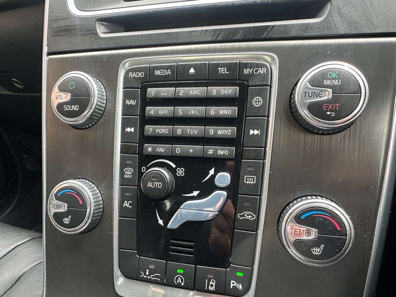 2014 VOLVO S60 2014 VOLVO S60