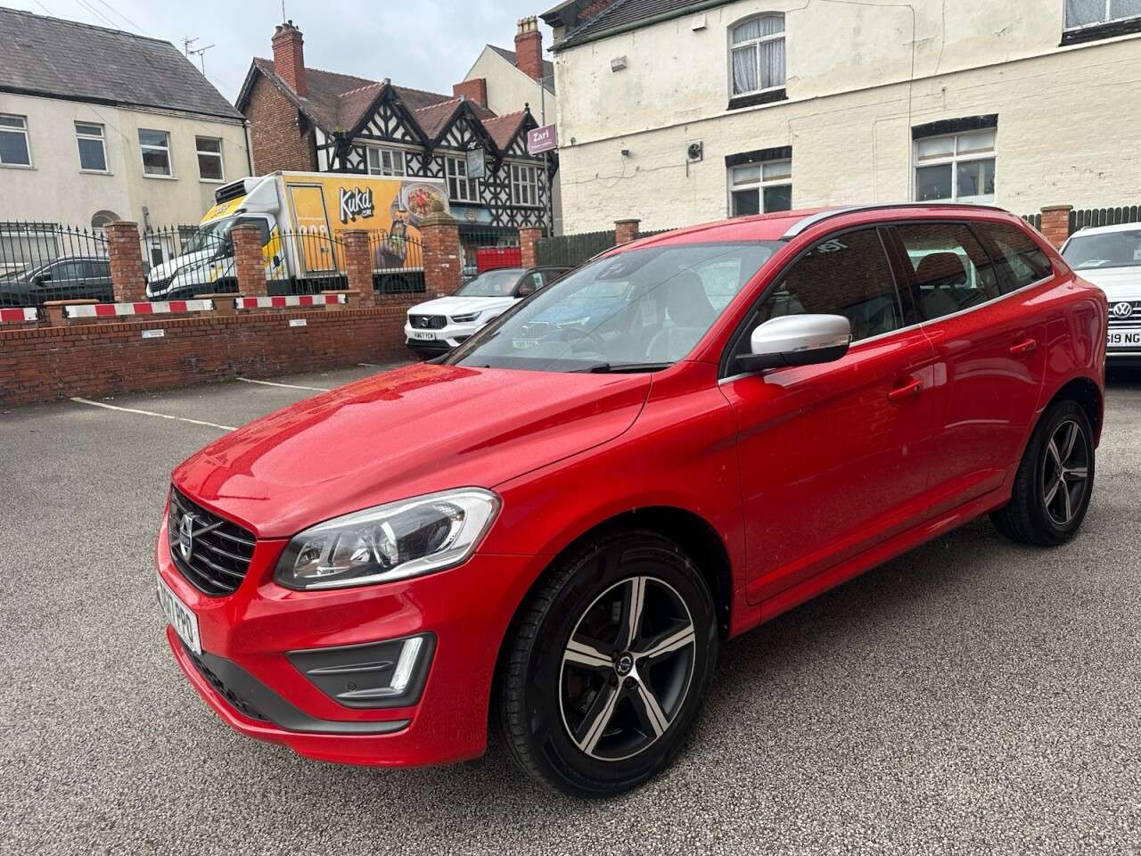 2017 VOLVO XC60 2017 VOLVO XC60