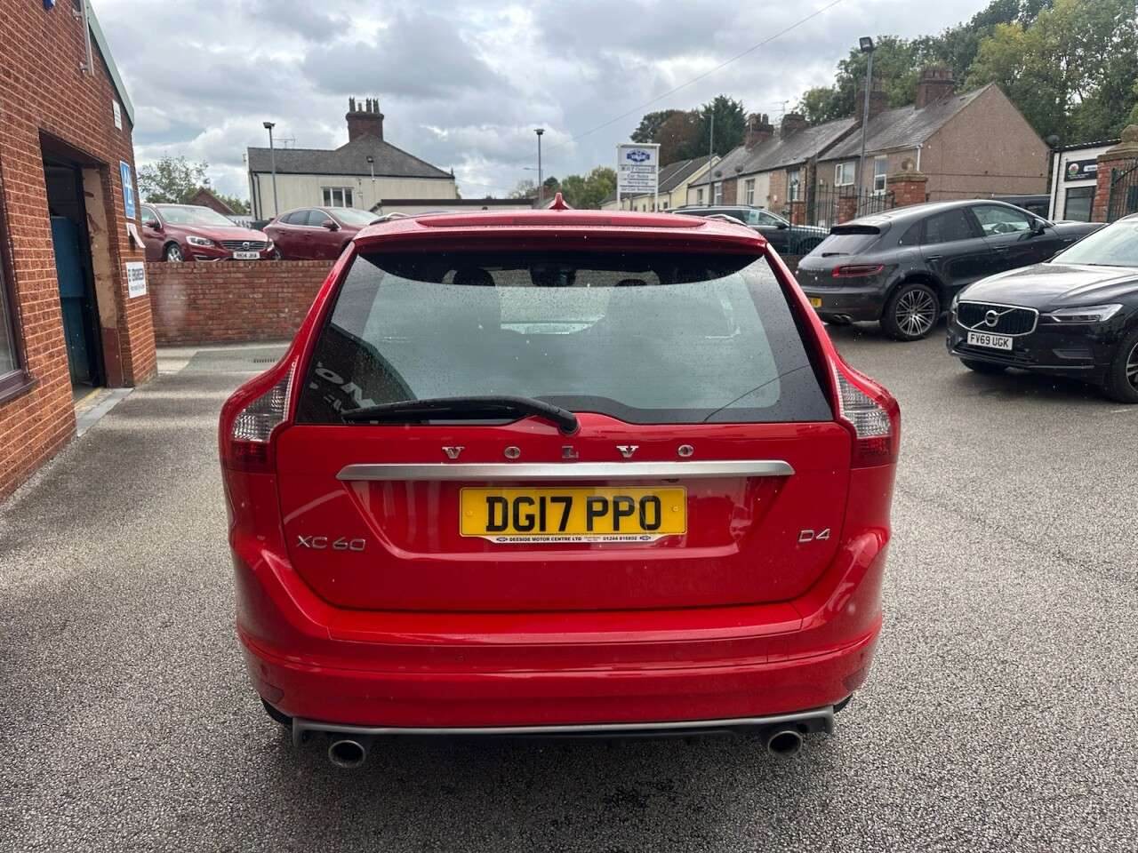 2017 VOLVO XC60 2017 VOLVO XC60