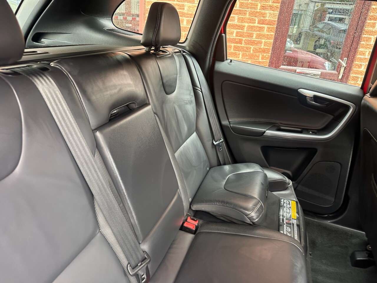 2017 VOLVO XC60 2017 VOLVO XC60