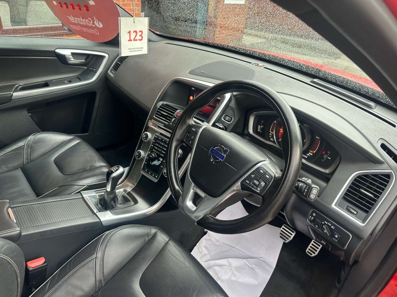 2017 VOLVO XC60 2017 VOLVO XC60