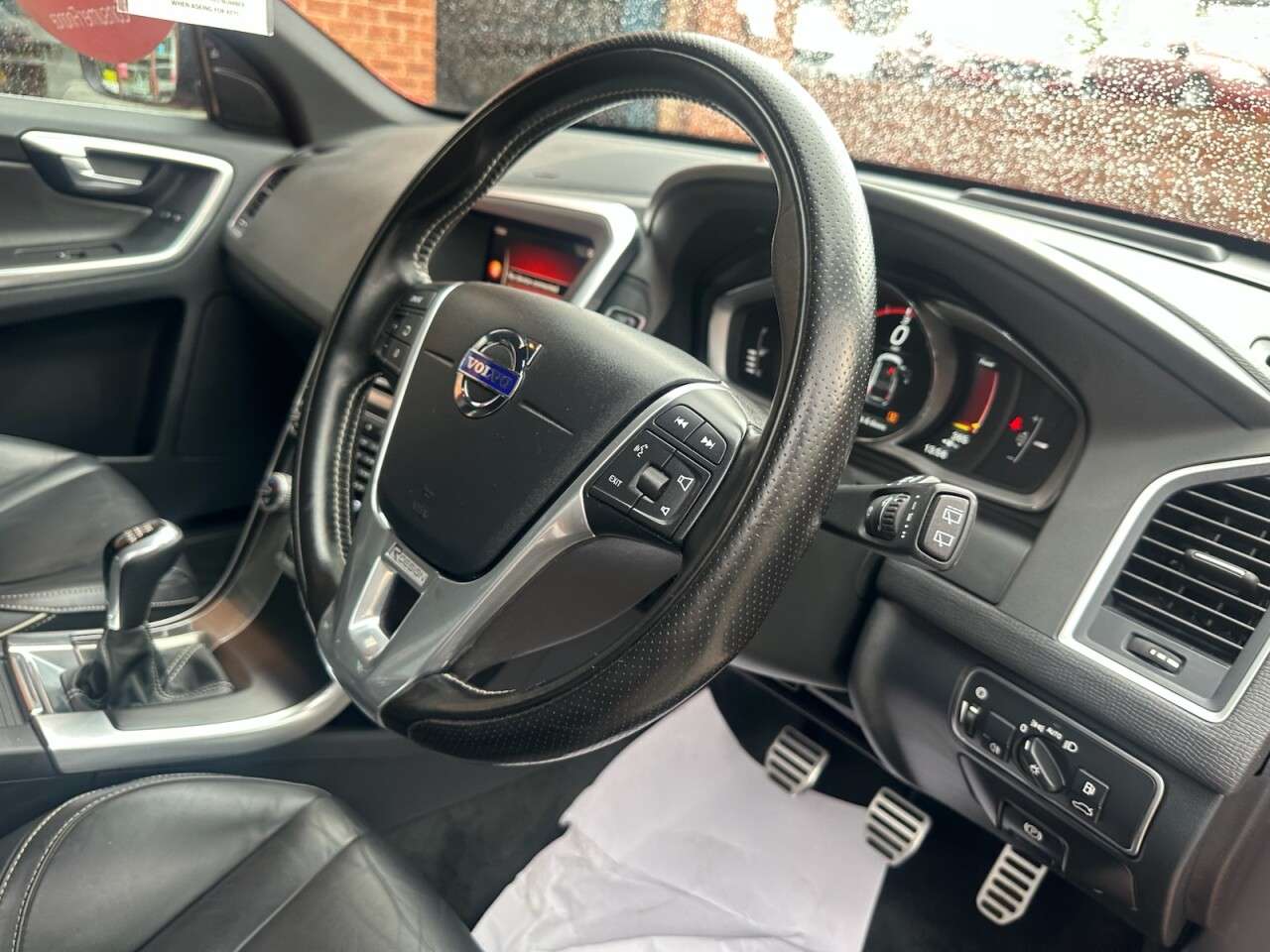 2017 VOLVO XC60 2017 VOLVO XC60